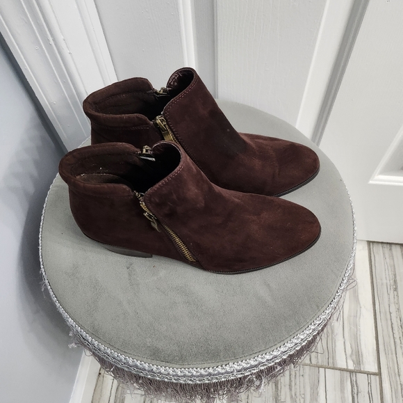 🤎ITALIAN SHOEMAKER🤎Short Boots - Picture 2 of 5